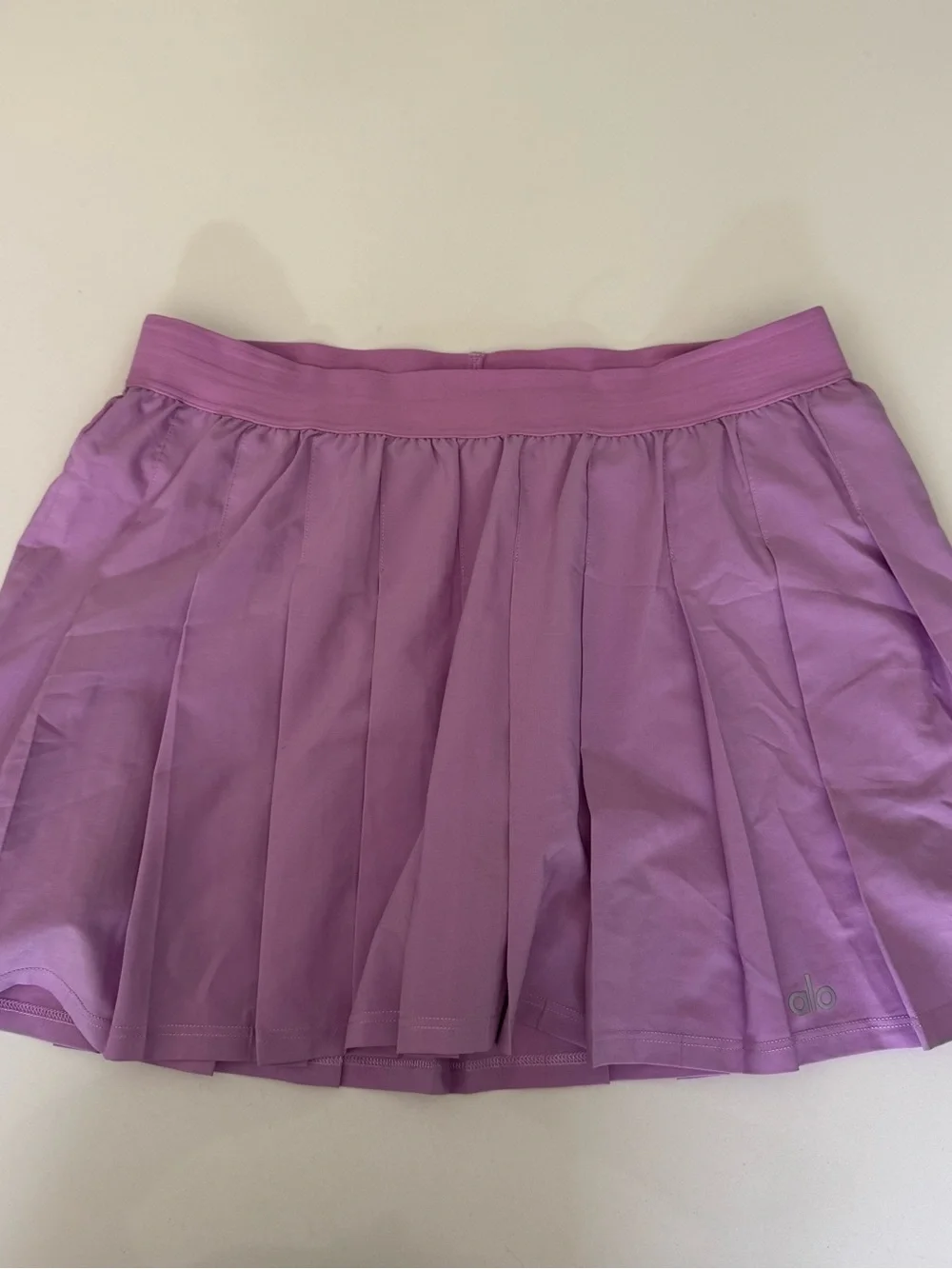 ALO Yoga Light Purple Pleated Tennis Skort